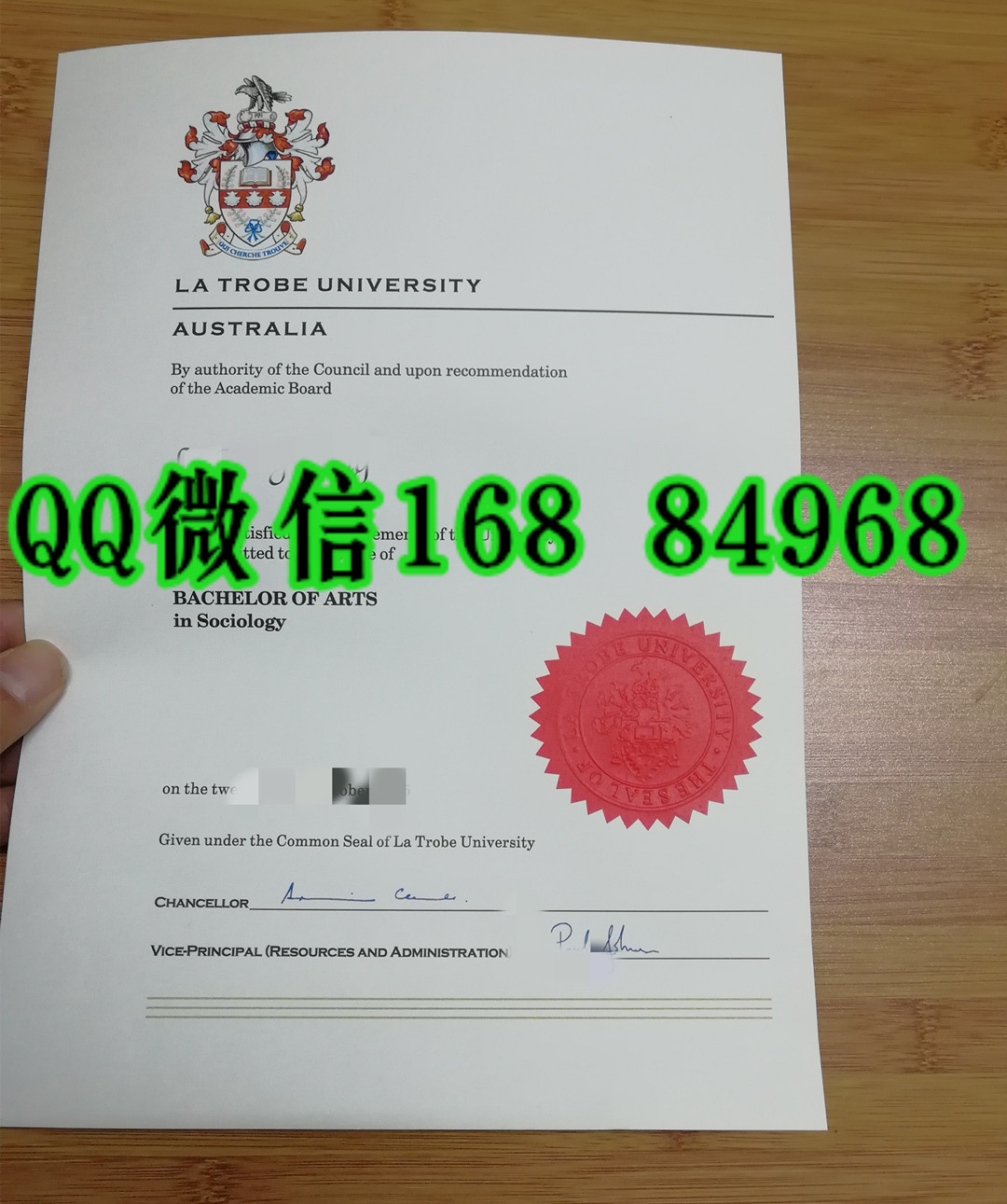 澳洲拉筹伯大学毕业证实拍，La Trobe University diploma certificate